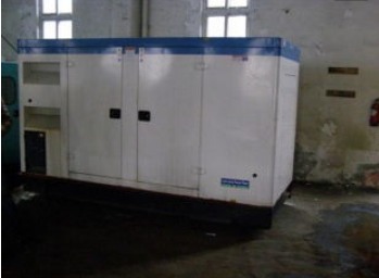 聊城康明斯150kw大型柴油二手发电机组